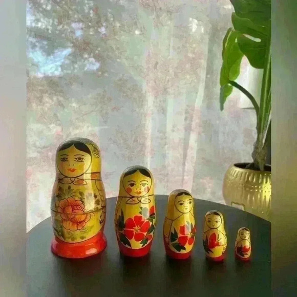 Vintage Handmade Nesting dolls - Picture 10 of 12